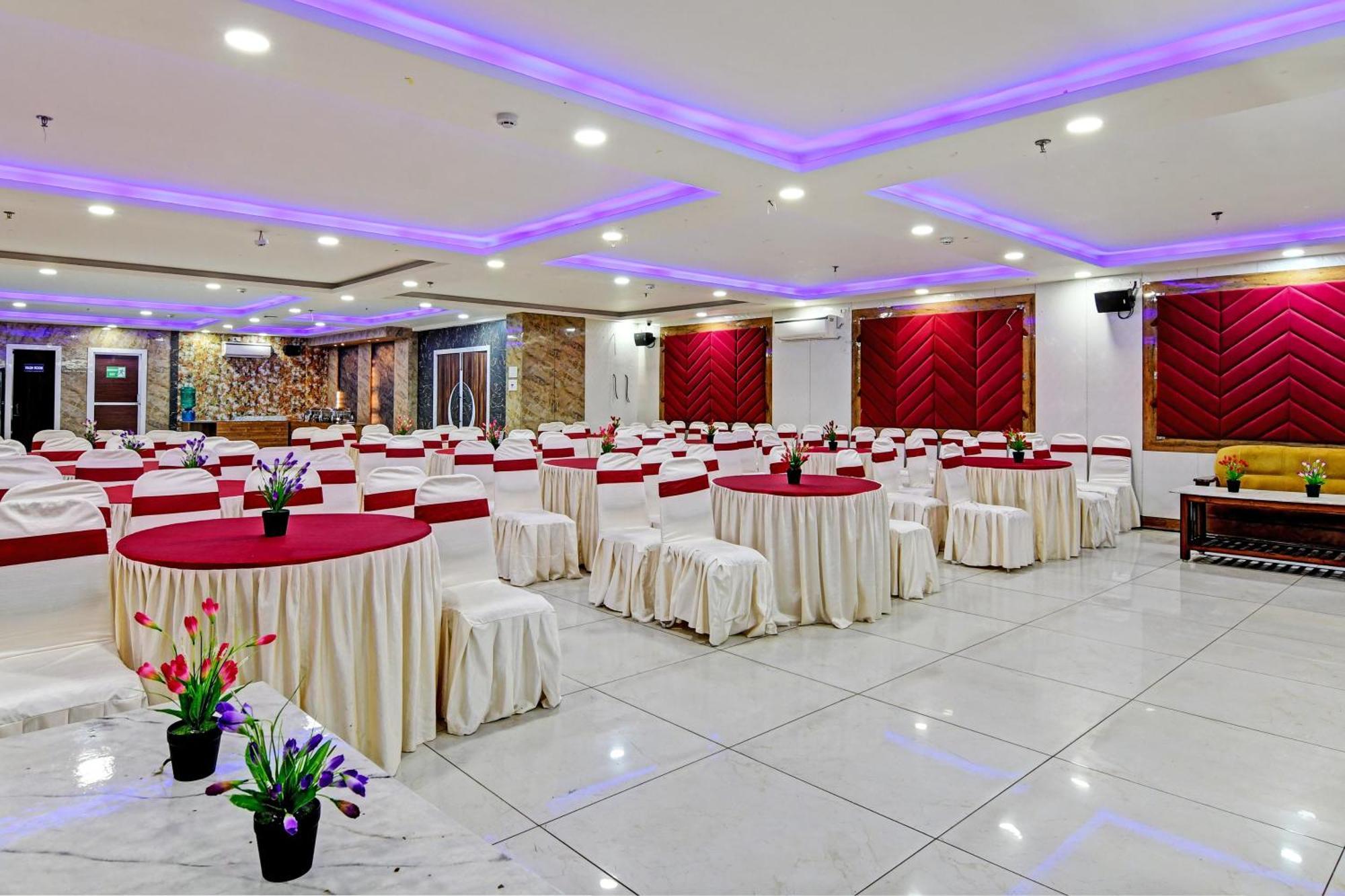 Townhouse The Grand Touch & The Royal Touch Hotel Digha  Exterior foto