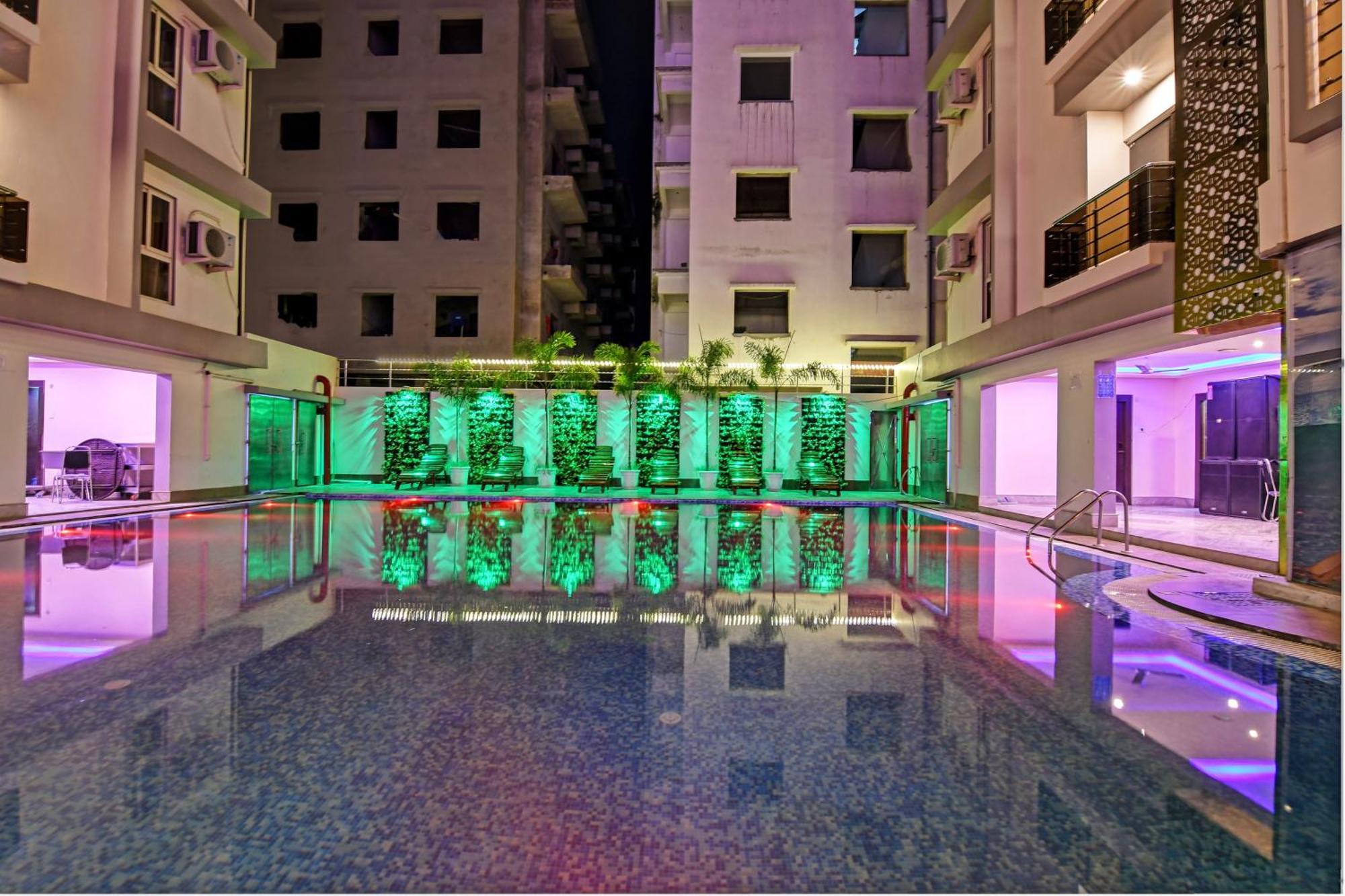 Townhouse The Grand Touch & The Royal Touch Hotel Digha  Exterior foto
