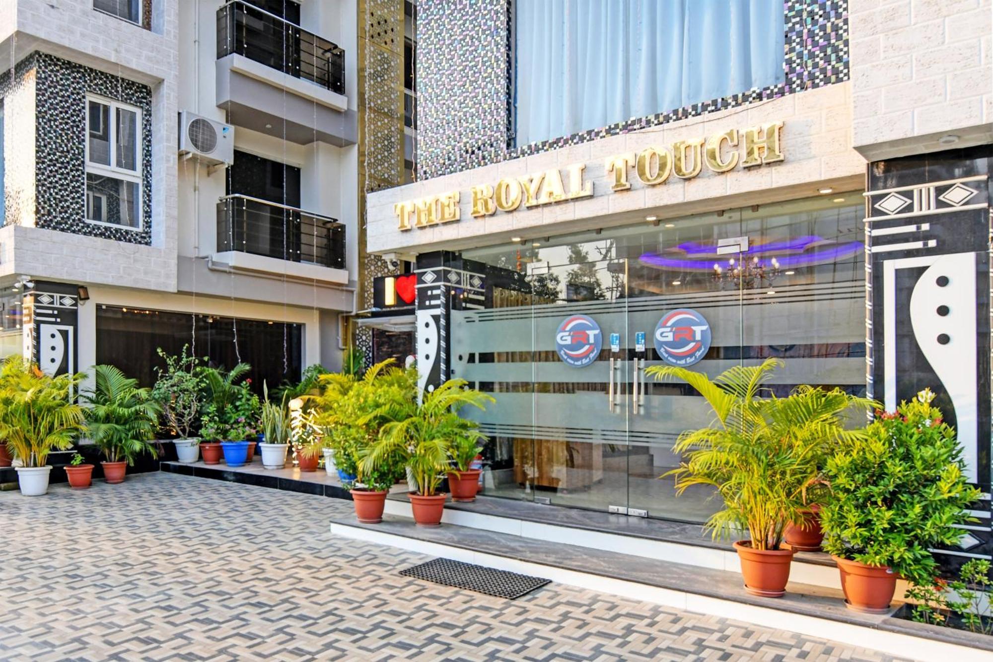 Townhouse The Grand Touch & The Royal Touch Hotel Digha  Exterior foto