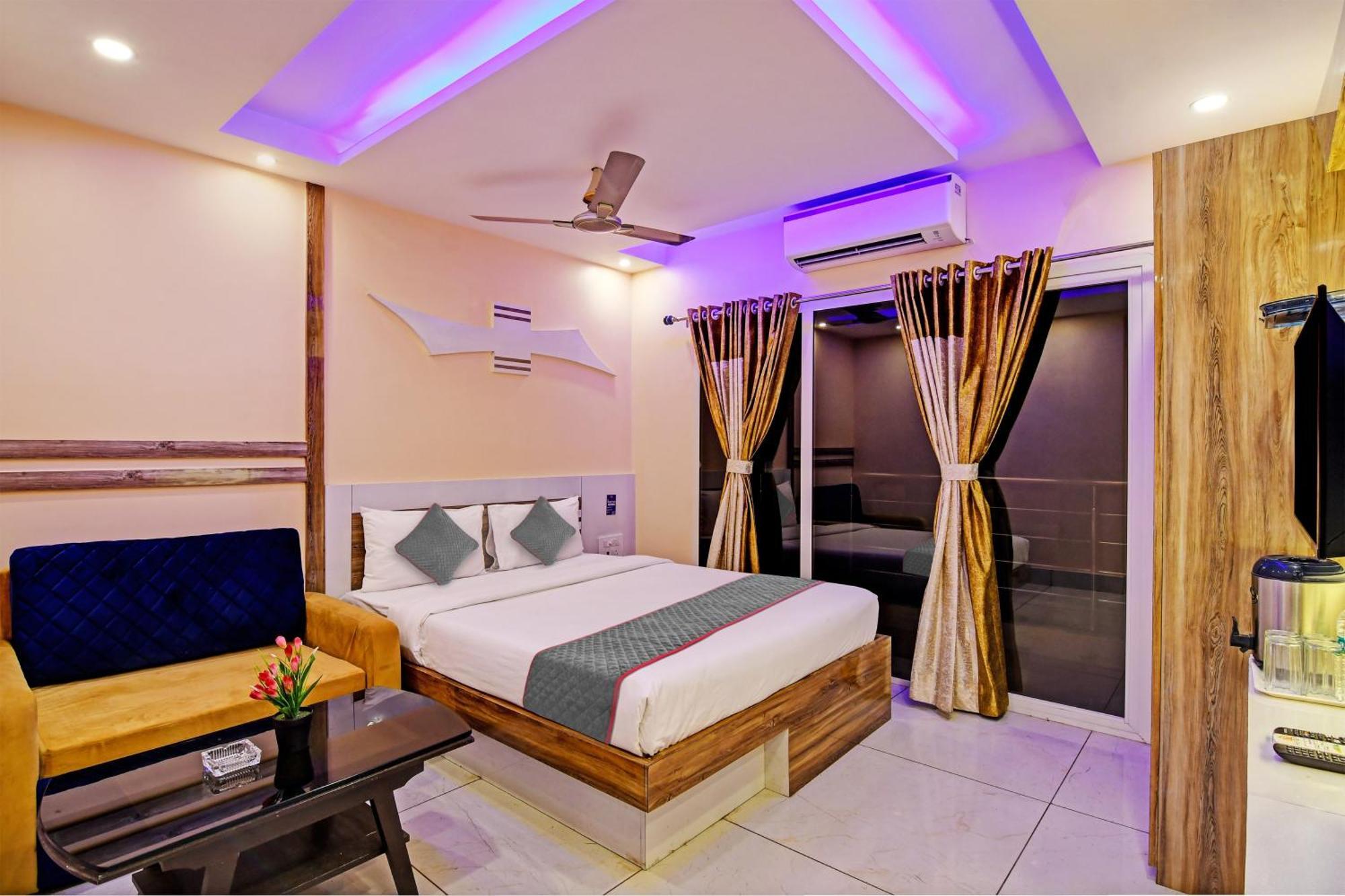 Townhouse The Grand Touch & The Royal Touch Hotel Digha  Exterior foto
