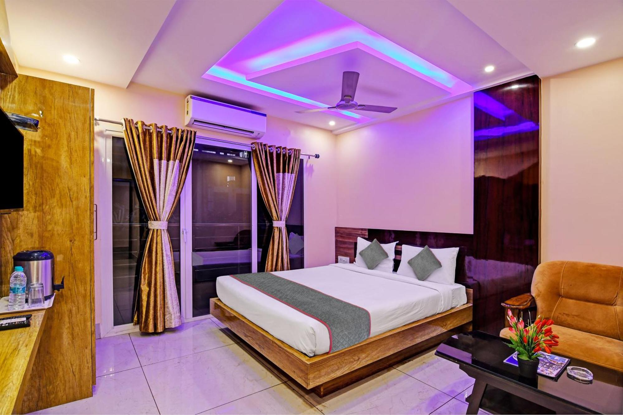 Townhouse The Grand Touch & The Royal Touch Hotel Digha  Exterior foto