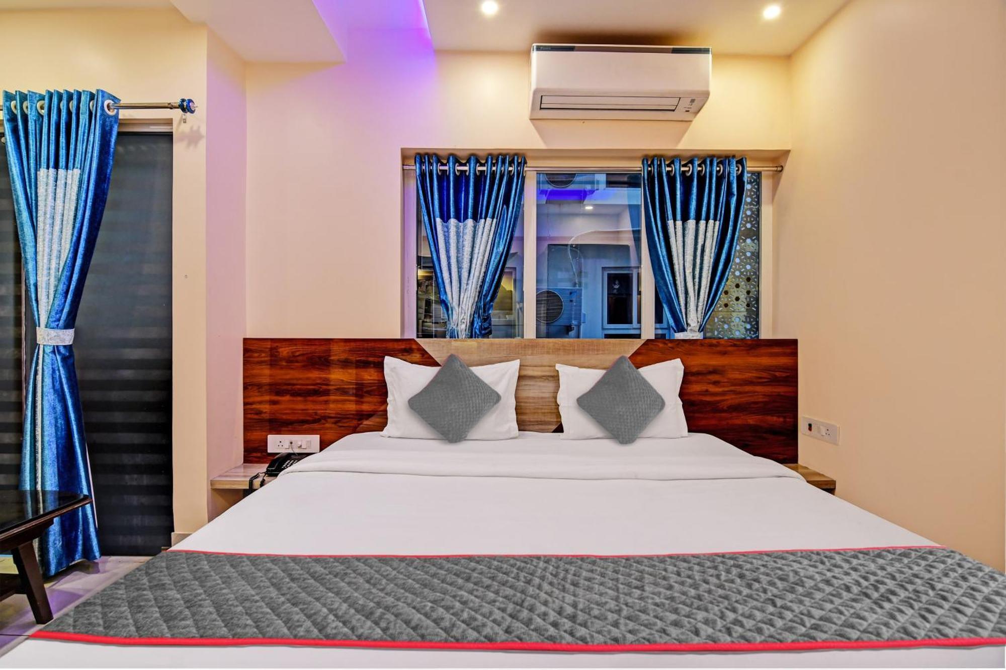 Townhouse The Grand Touch & The Royal Touch Hotel Digha  Exterior foto