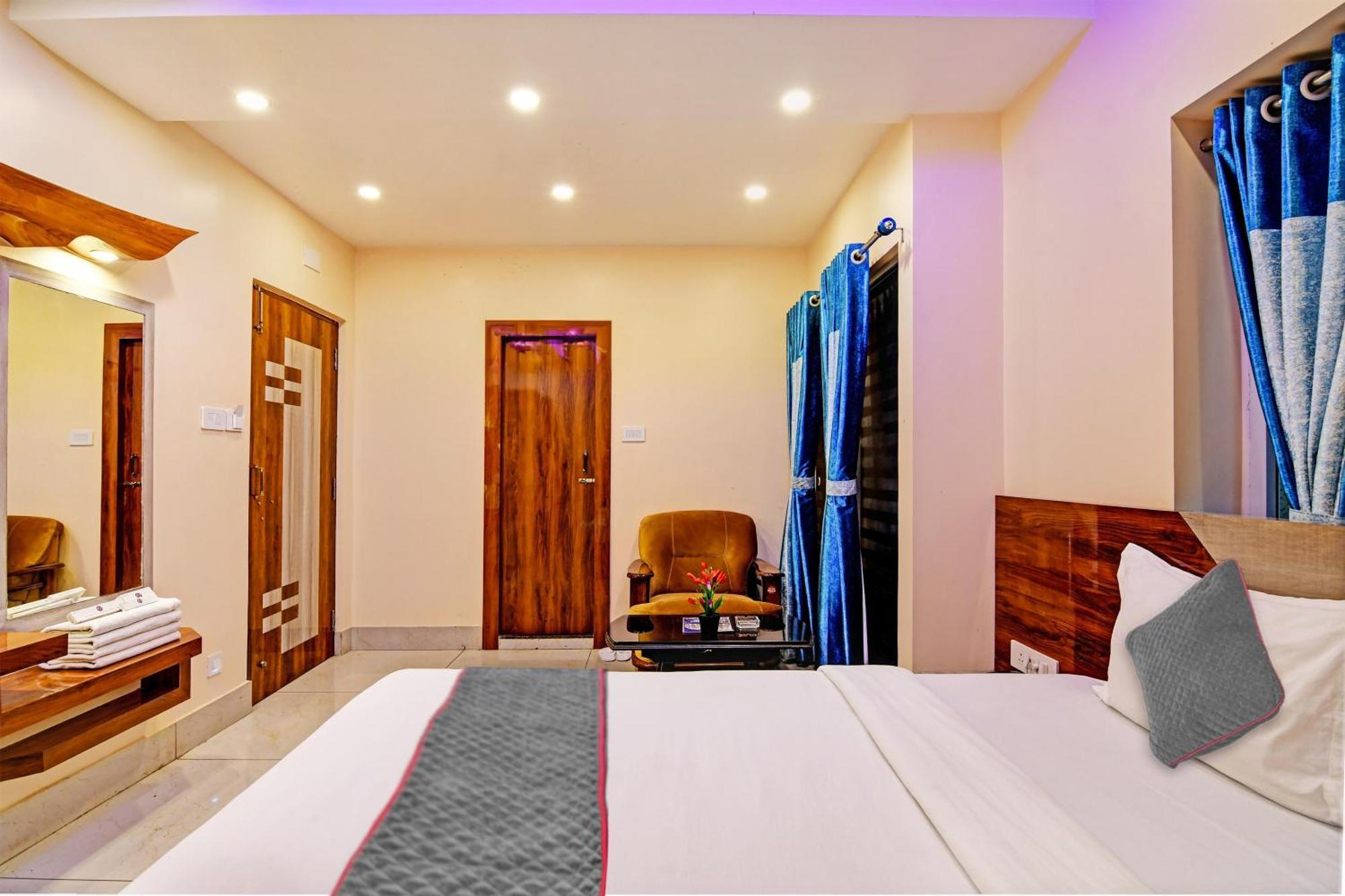 Townhouse The Grand Touch & The Royal Touch Hotel Digha  Exterior foto