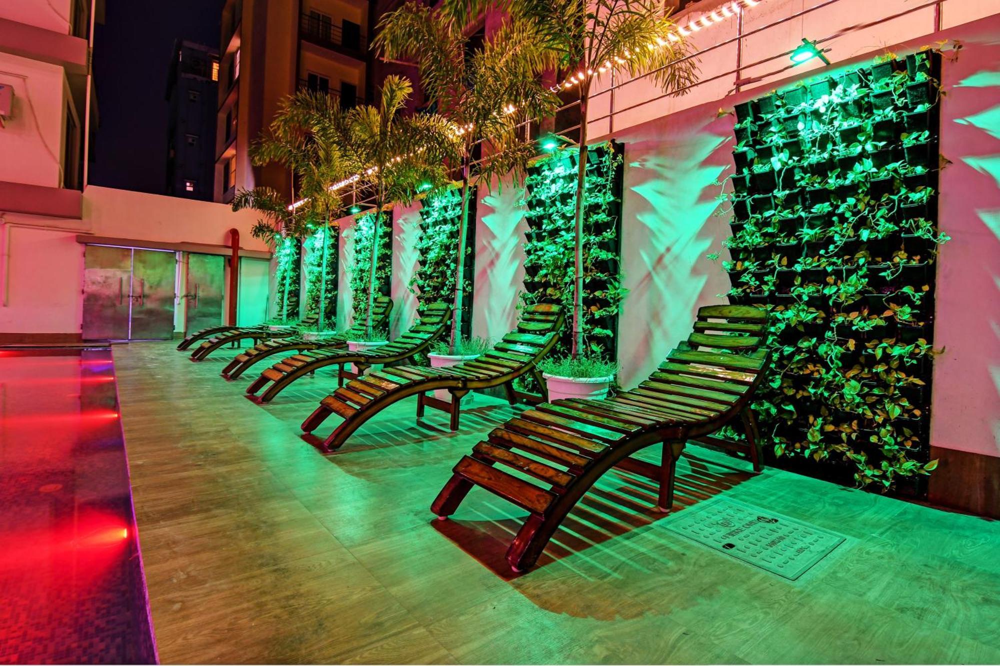 Townhouse The Grand Touch & The Royal Touch Hotel Digha  Exterior foto