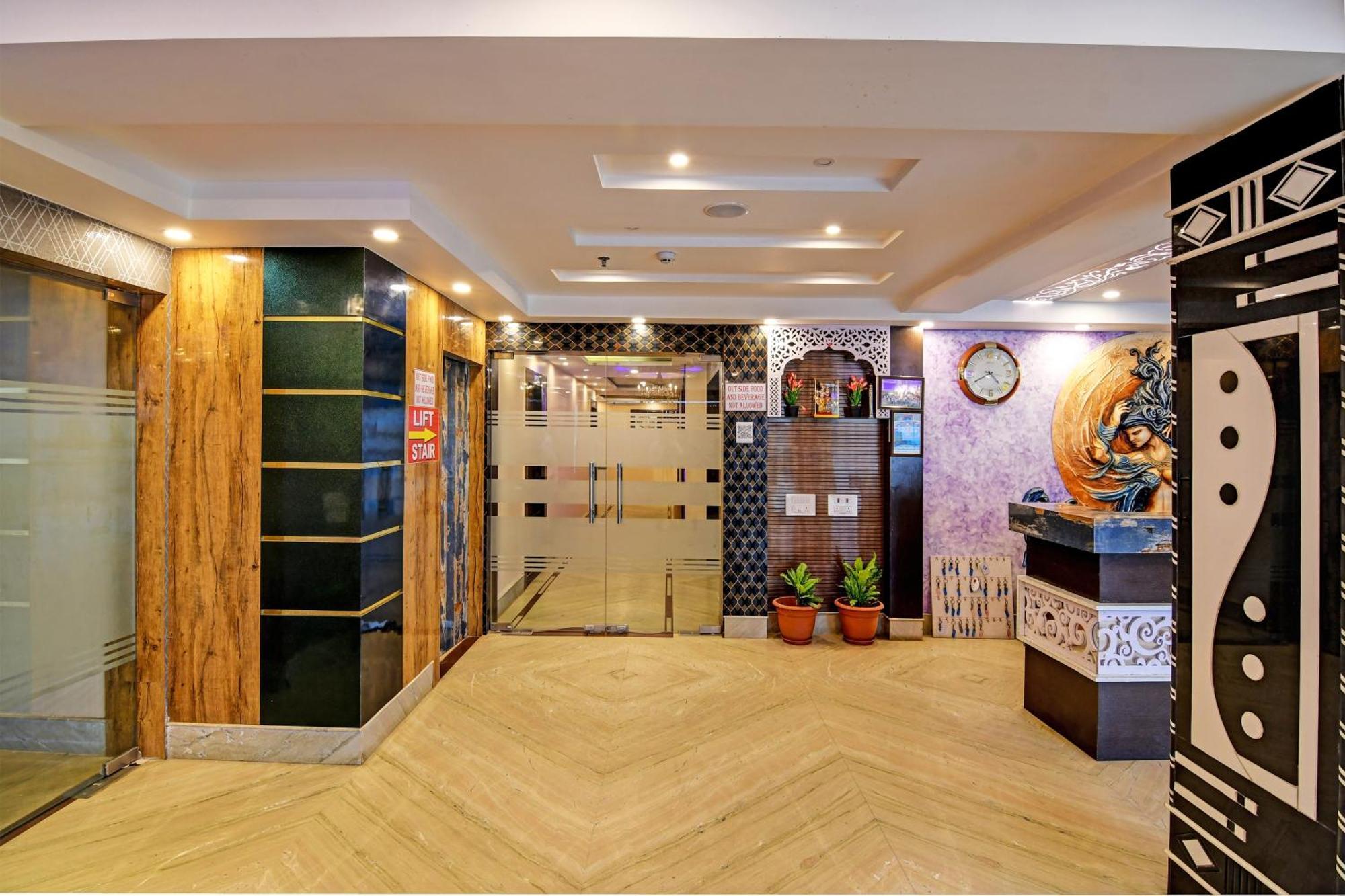 Townhouse The Grand Touch & The Royal Touch Hotel Digha  Exterior foto